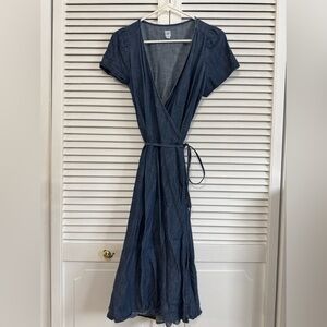 Elegant Blue Wrap Midi Dress